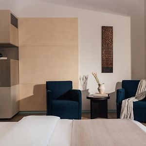Deluxe Zimmer mit Kingsize-Bett